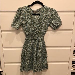 Princess Polly Floral Green V-neck Dress